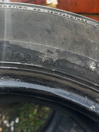 4 Neumáticos 255/60 R18