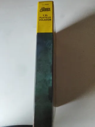 Los gemelos y el platillo volador