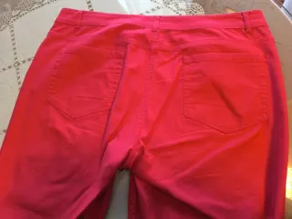 Pantalones rojos