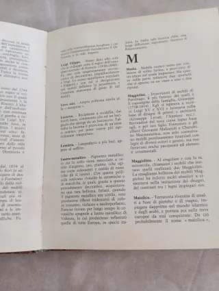 Dizionario di antiquariato - A. Peruzzo editore