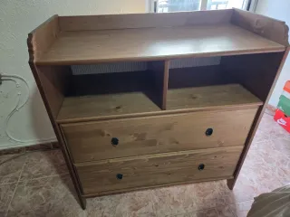 Estantería de madera para colgar