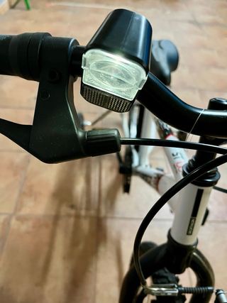 Bici Rockrider ST100 SportTrail 20” Casco+ruedines