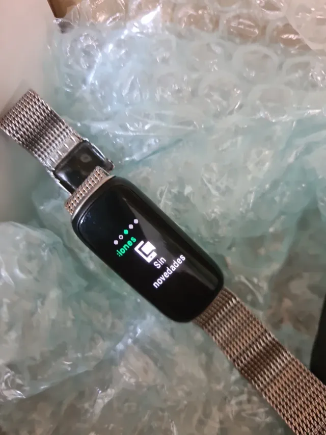 Google Fitbit Luxe GPS Black