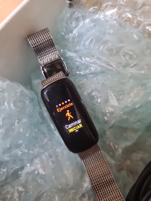 Google Fitbit Luxe GPS Black