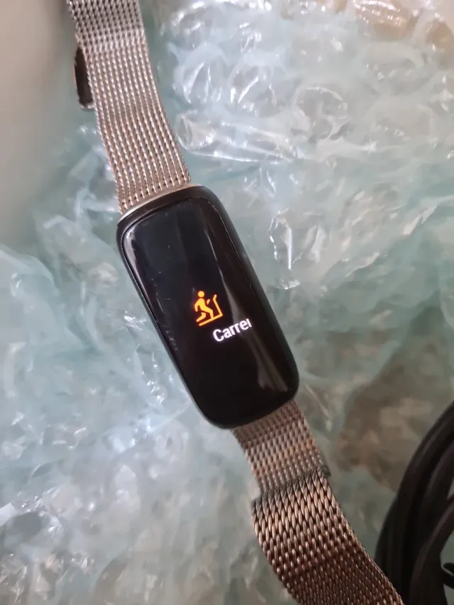 Google Fitbit Luxe GPS Black