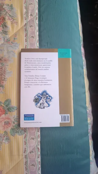 Libro infantil "Hugo en el castillo del terror"