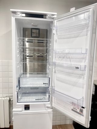 Nevera Beko Combi Integrable