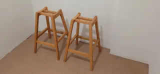 Estructuras de madera para taburetes