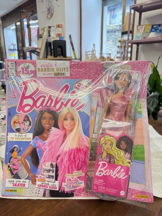 Rivista Barbie Glitz + Bambola Glitter