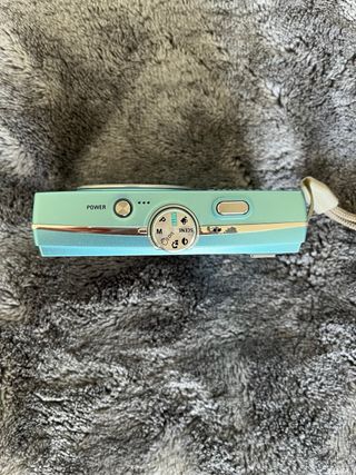 Cámara Samsung L100 Azul Claro