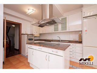 Casa pareada en alquiler en Cuatro Caminos en Santander