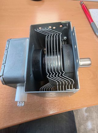 Magnetrón WITOL 2M319J D622 para microondas