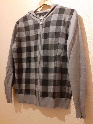 Chaqueta Zara con capucha gris negra