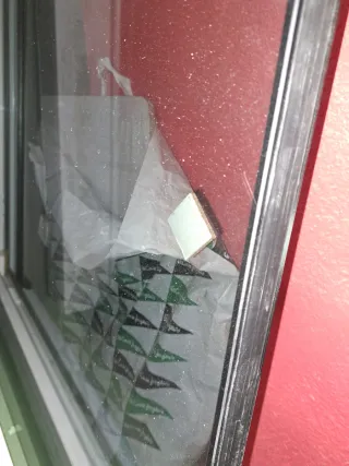 Ventana fija 180x145 con persiana