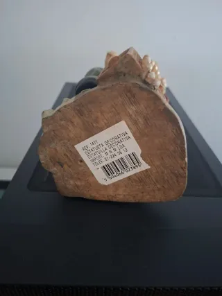 Figura marinero con prismáticos