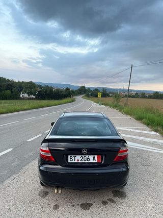 Mercedes-Benz Clase C 2005