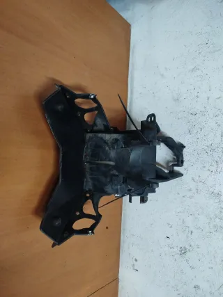 Caja porta batería Yamaha XMAX 400 (2014-16)