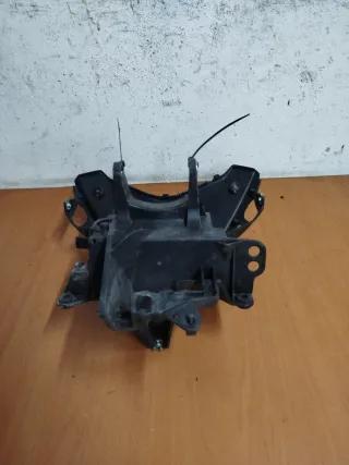 Caja porta batería Yamaha XMAX 400 (2014-16)