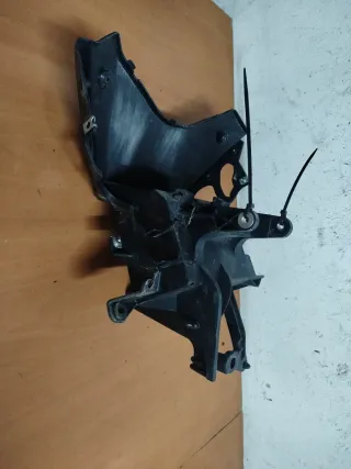 Caja porta batería Yamaha XMAX 400 (2014-16)