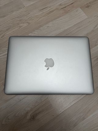 MacBook Air 13” (2013) – SSD 128 GB – Para reparar