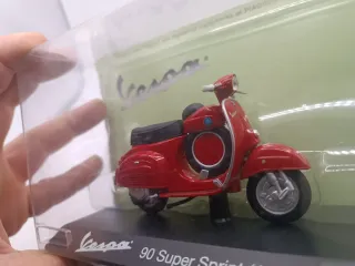 Modellino Vespa 90 Super Sprint (1965)