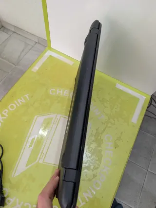 Portátil Asus F751L 17,3" Negro Windows 11