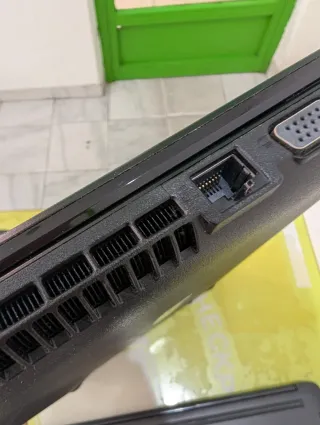 Portátil Asus F751L 17,3" Negro Windows 11