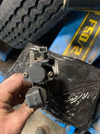 Cuerpo Mariposa Saxo 16v