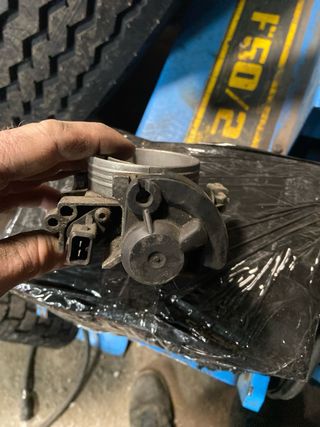 Cuerpo Mariposa Saxo 16v