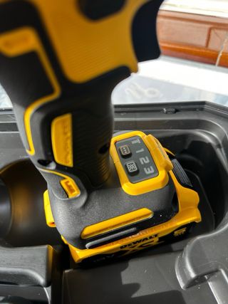 Llave de Impacto DeWalt DCF900P2T XR