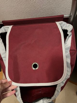 Carrito de la compra rojo