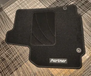+ Peugeot Partner II Alfombrillas a medida