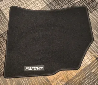 + Peugeot Partner II Alfombrillas a medida