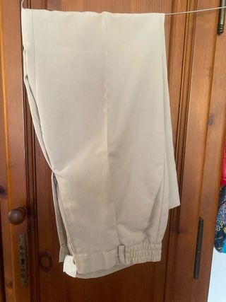 Traje comunión niño beige y rosa 12 años