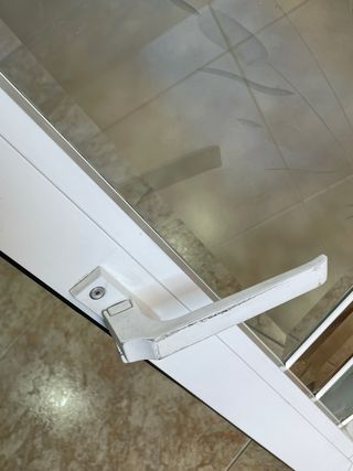 Ventana abatible 59x90 cm