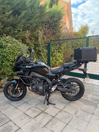 Baúl para Yamaha Tracer 9 (65L)