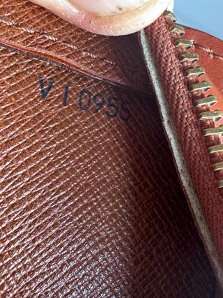 Louis Vuitton clutch Orsay Epi.