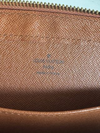 Louis Vuitton clutch Orsay Epi.