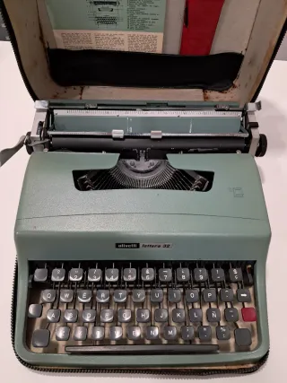 Máquina Escribir Lettera 32 maletin Original