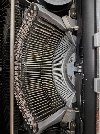 Máquina Escribir Lettera 32 maletin Original