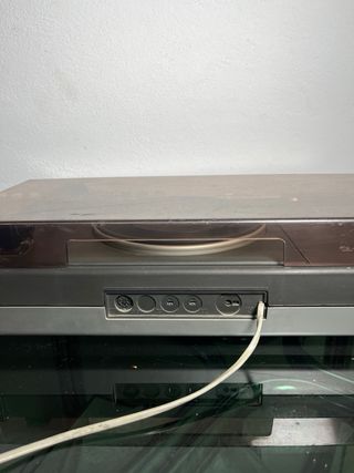 Tocadiscos Philips 814 con altavoces