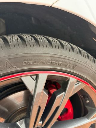 Llantas Sevilla 18” Golf 7.5 con neumáticos