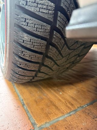 Llantas Sevilla 18” Golf 7.5 con neumáticos