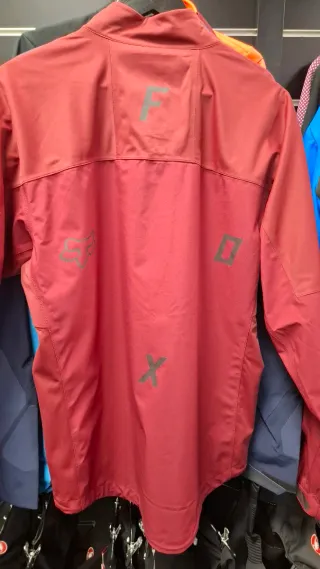 Chaqueta Fox Attack Impermeable Talla M/L