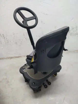 Patin para carros de bebé con asiento y volante