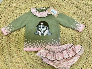 Conjunto bebé: jubón y braguita