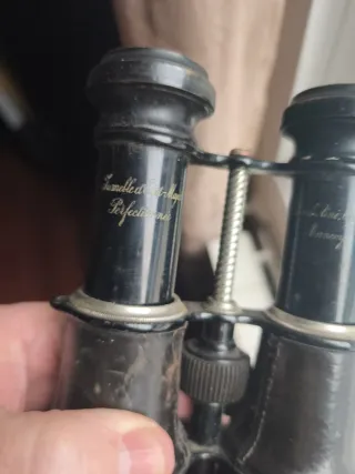 Prismáticos franceses antiguos