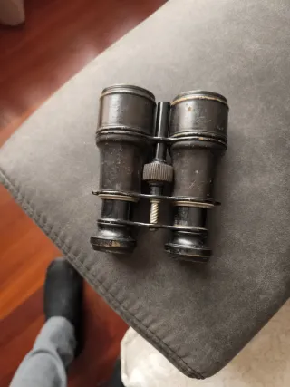 Prismáticos franceses antiguos