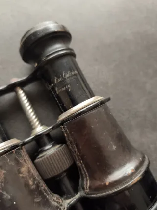 Prismáticos franceses antiguos