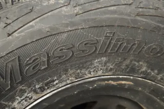 2 Ruedas 4x4 15 pulgadas Medida 30-9.5-15LT